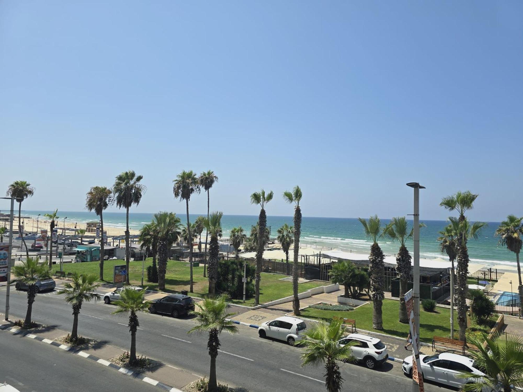 Gk Apartment Beauty Bat Yam Exterior foto